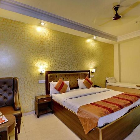 Hotel Diamond Inn Чандигарх Экстерьер фото