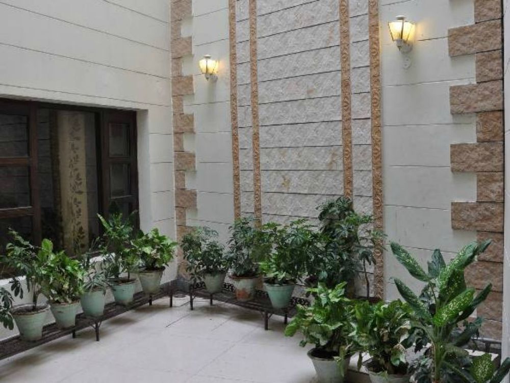 Hotel Diamond Inn Чандигарх Экстерьер фото